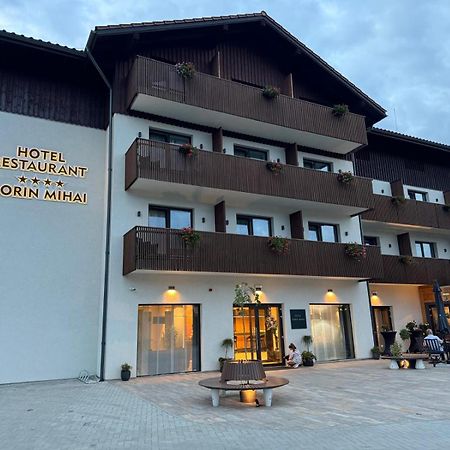 Hotel Sorin Mihai Cristian  Exterior photo