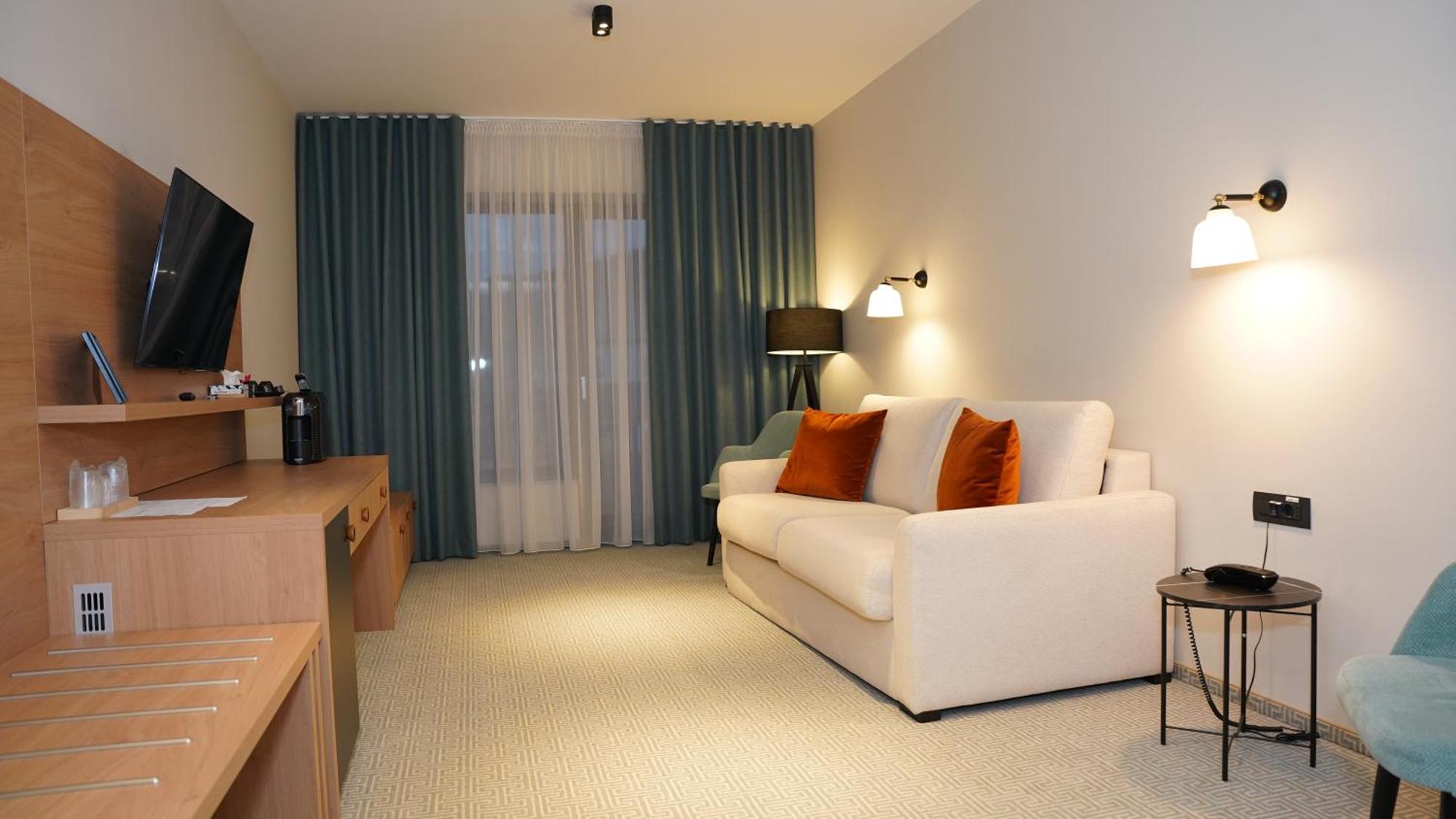 Hotel Sorin Mihai Cristian  Exterior photo