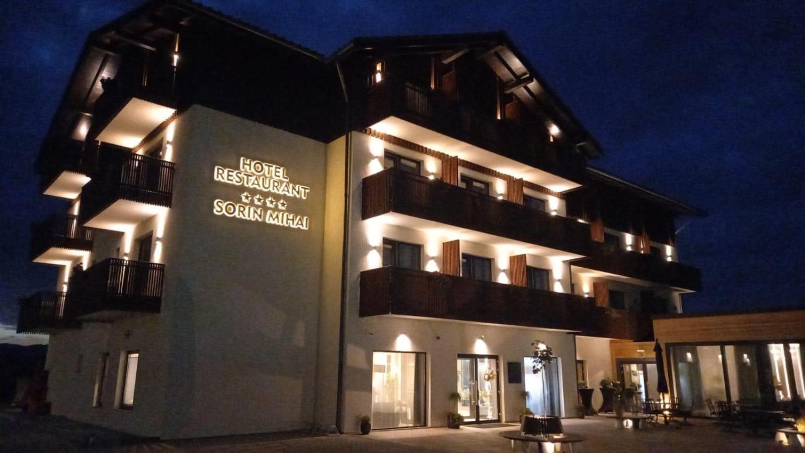 Hotel Sorin Mihai Cristian  Exterior photo